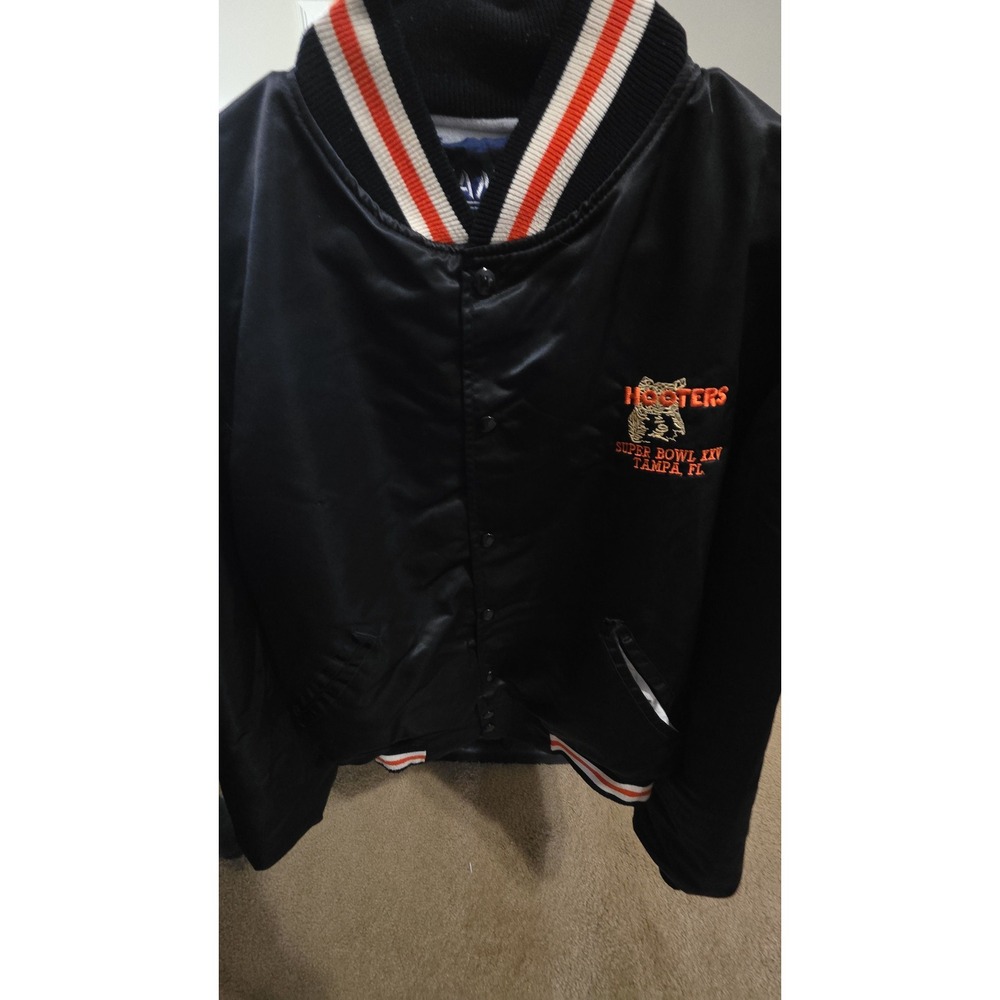 Vintage Hooters Superbowl Bomber 1991